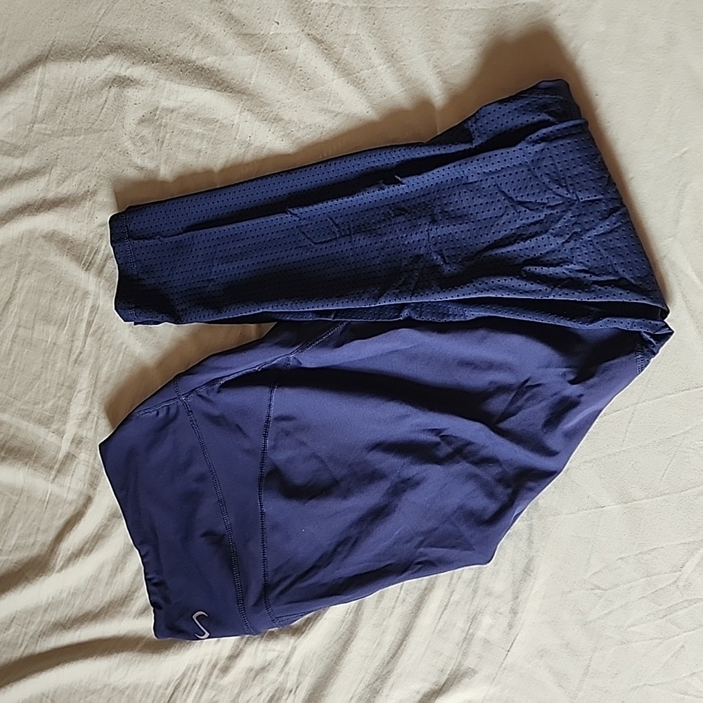 TLF workout leggings